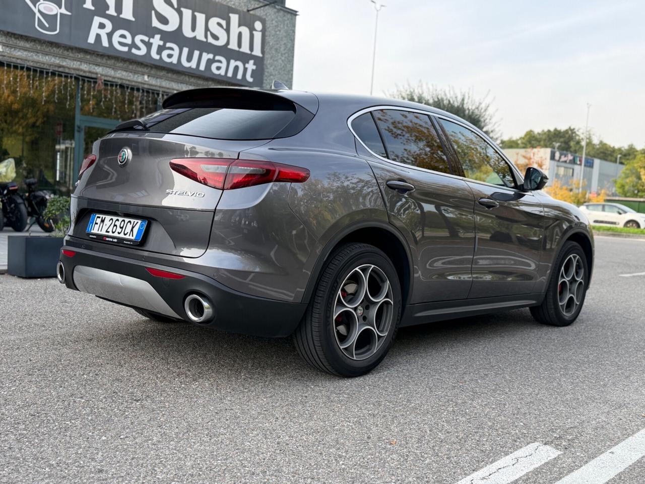 Alfa Romeo Stelvio 2.2 Turbodiesel 210 CV*Automatik*4x4*Pelle*