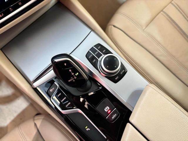 BMW 520 d aut. Touring luxury *TUTTA TAGLIANDATA BMW *