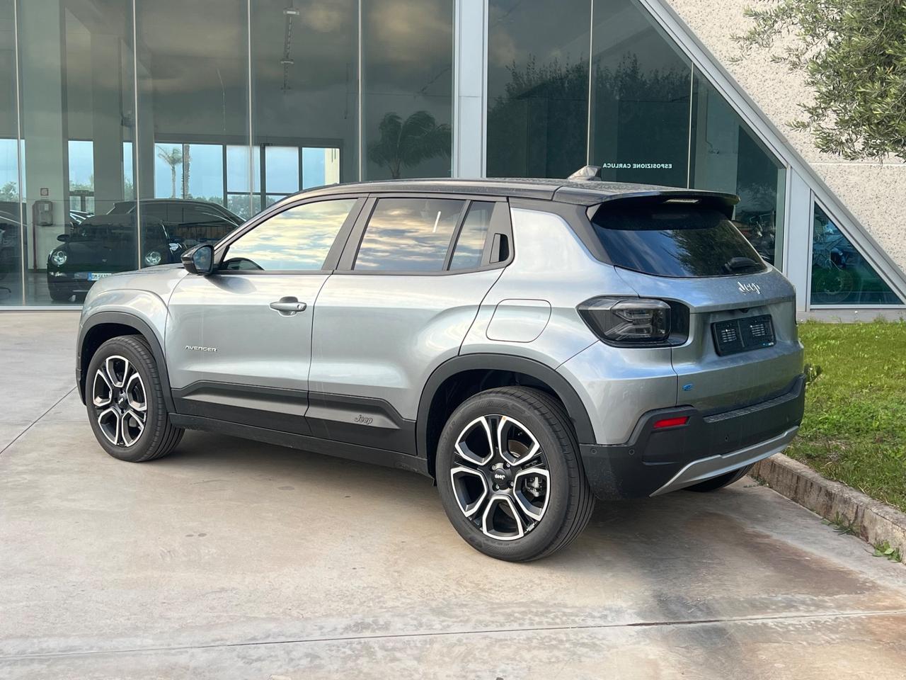 Jeep Avenger BEV possibilità trasformazione AutocarroN1