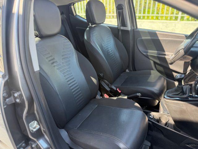 LANCIA Ypsilon Benzina LEGGERE ATTENTAMENTE