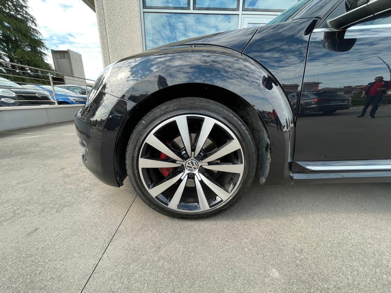 Volkswagen Maggiolino Kafer Beetle 2.0i benz 200CV DSG Sport