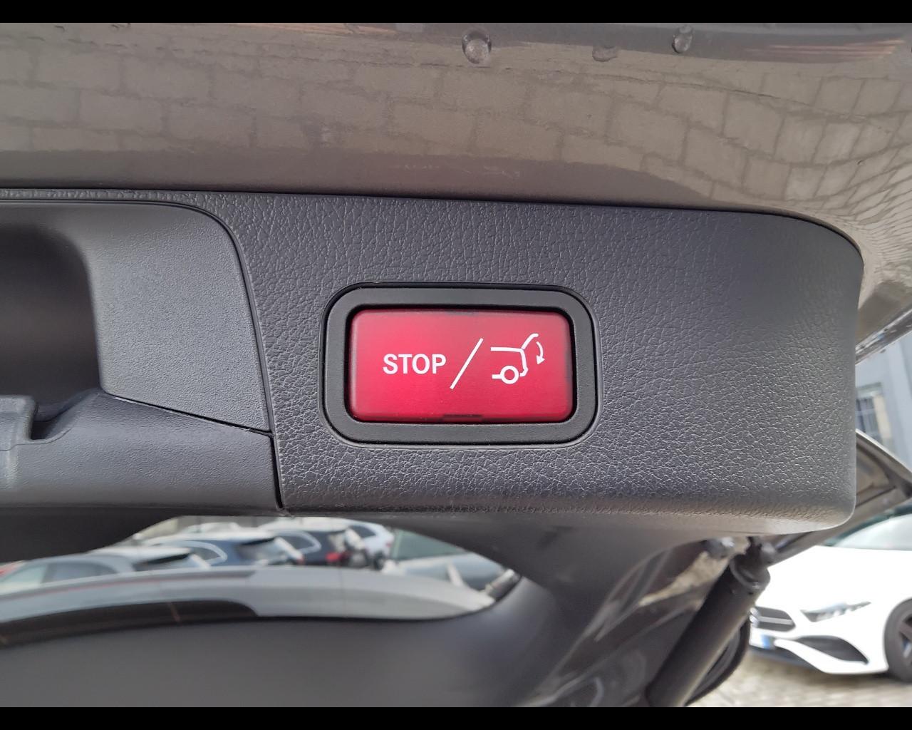 Mercedes-Benz GLB - X247 2019 - GLB 200 d Premium auto