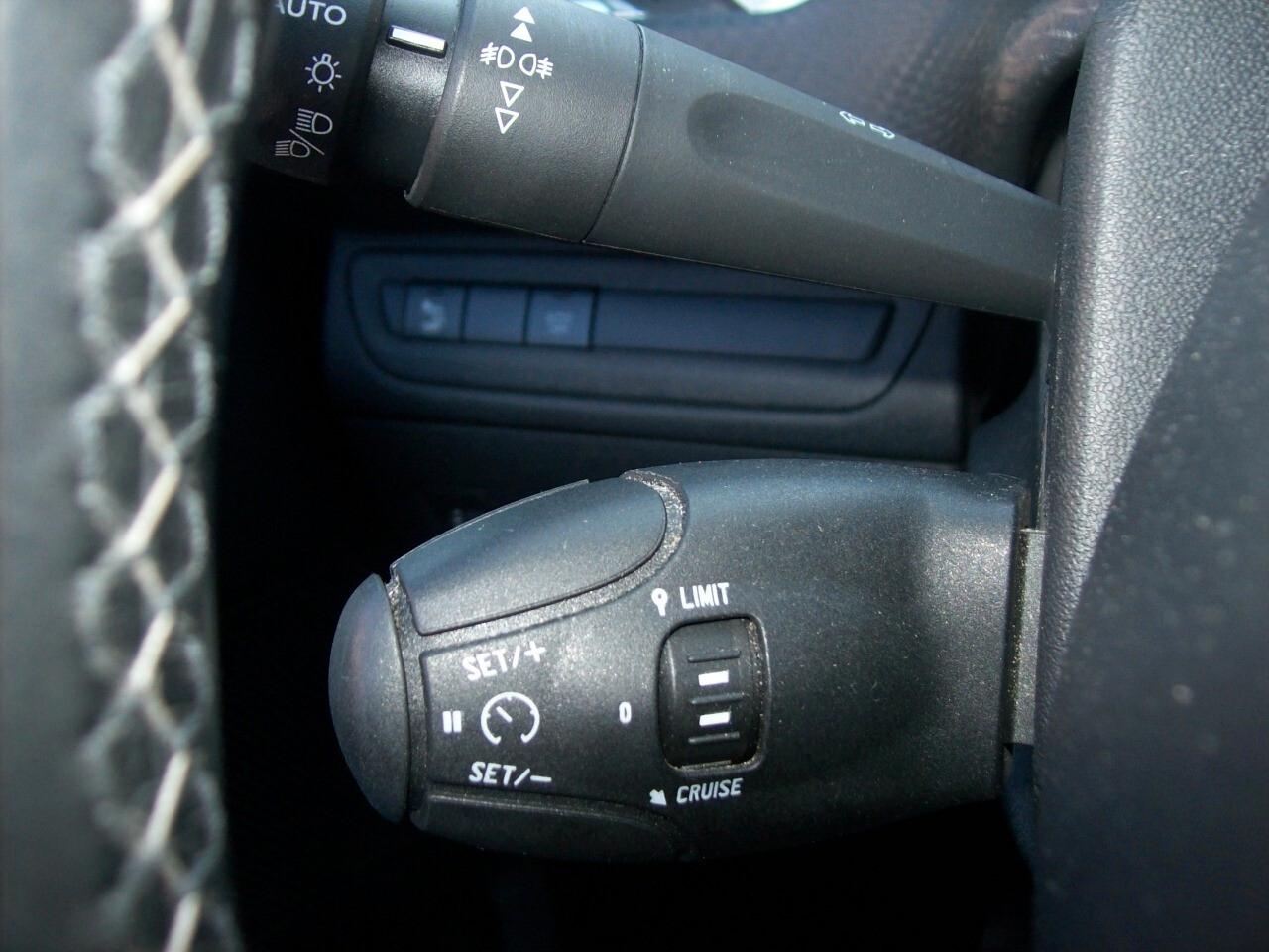 Peugeot 2008 1.5 BlueHDi 102 S&S Allure