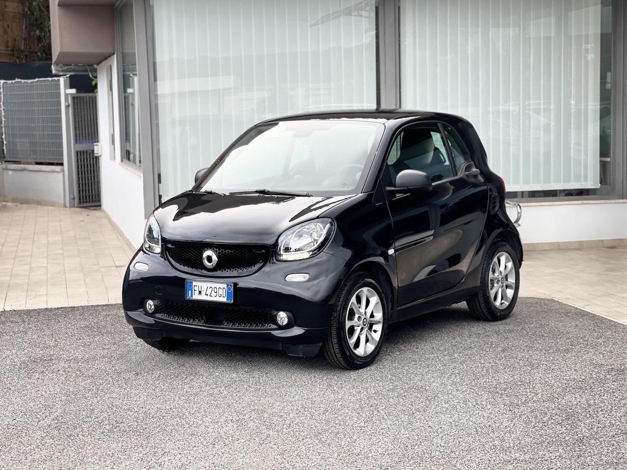 Smart ForTwo 1.0 Benzina 71CV E6 Automatica - 2019