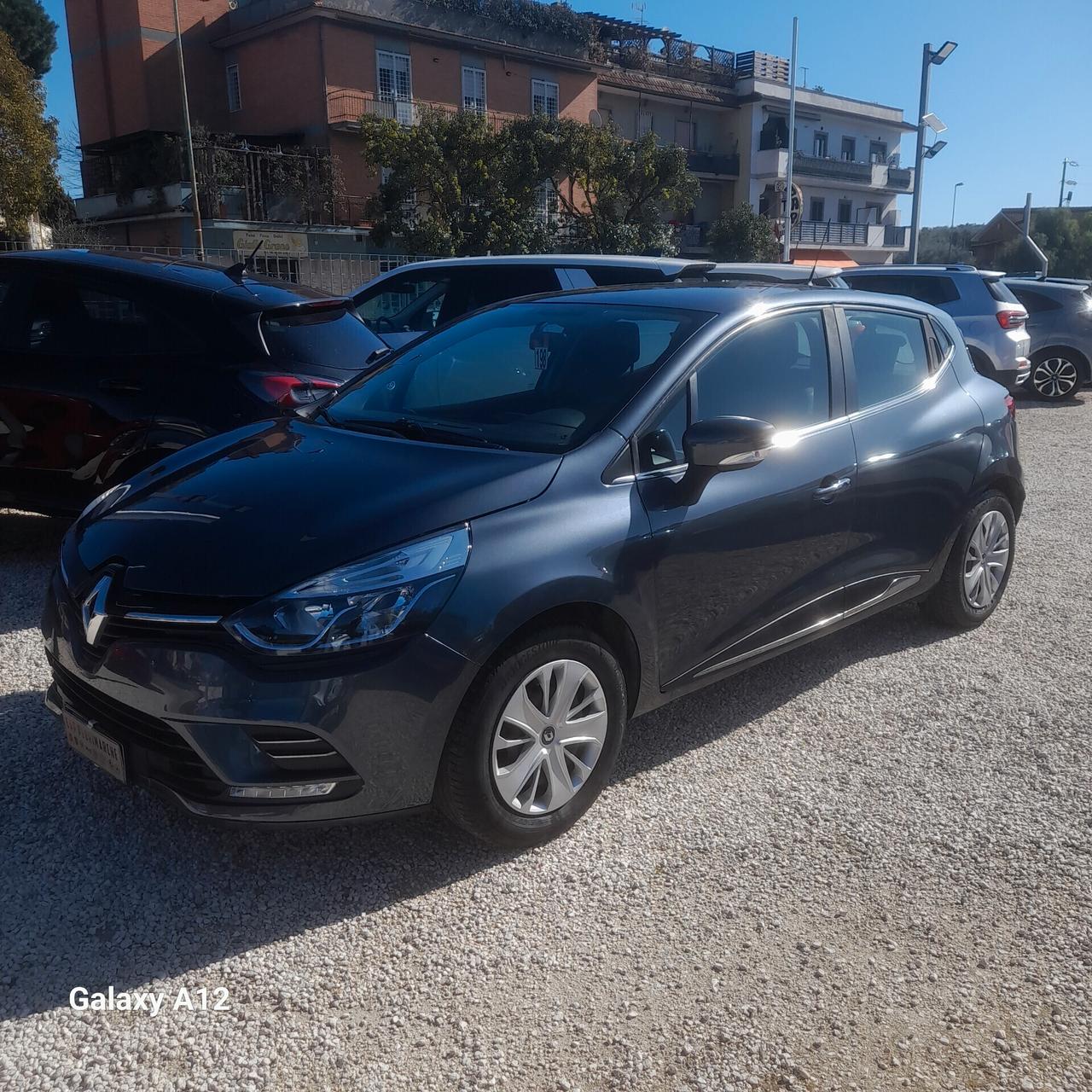 RENAULT CLIO BENZINA GAS GPL DELLA CASA!
