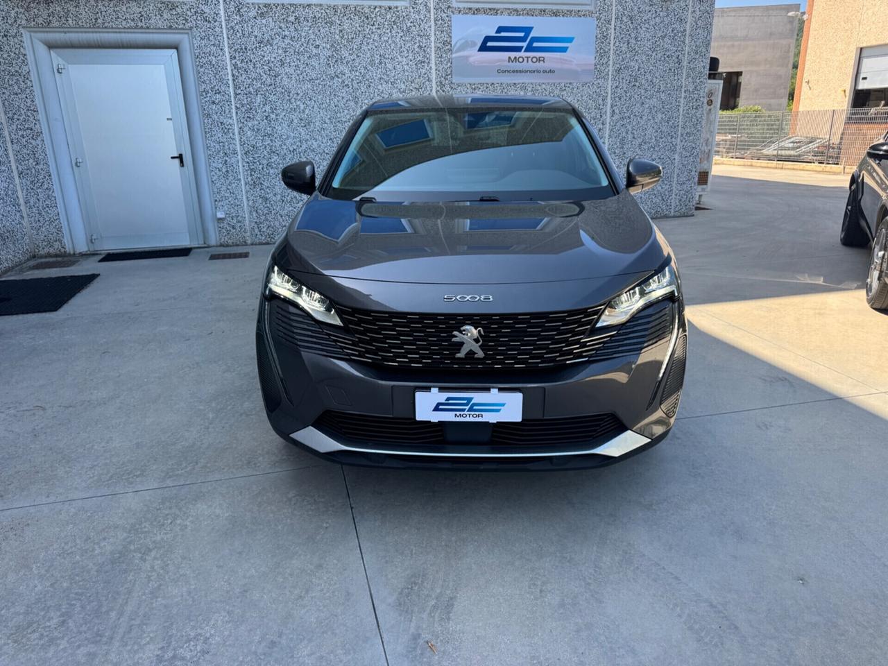 PEUGEOT 5008 7 POSTI BlueHDi 130 Business EAT8 S/S automatica