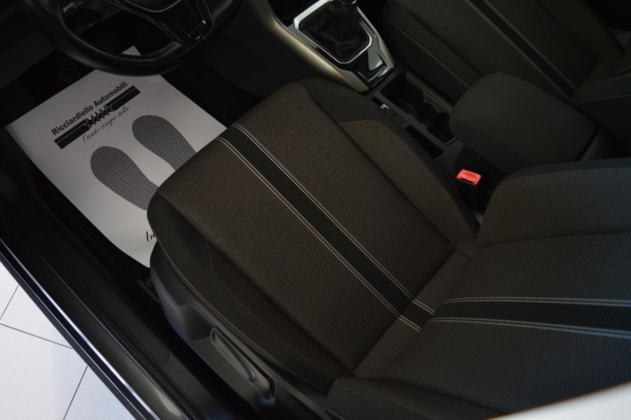 Volkswagen T-Roc 1.0 TSI Business BlueMotion