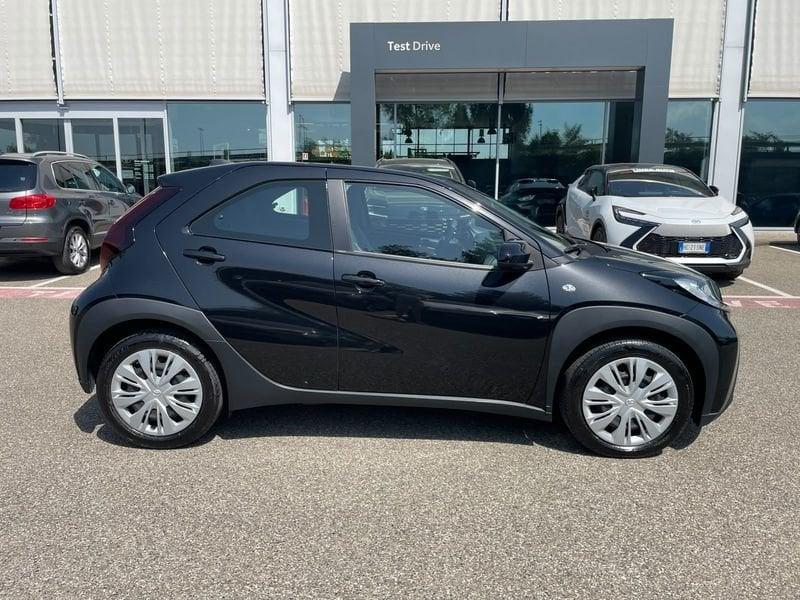 Toyota Aygo X 1.0B (72 CV) Active