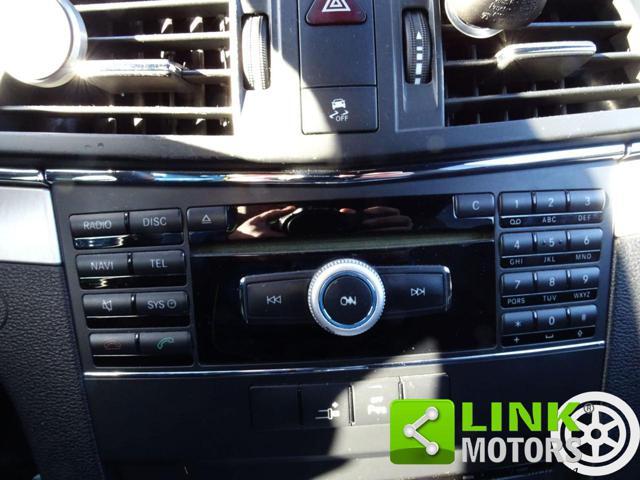 MERCEDES-BENZ E 220 CDI Coupé BlueEFFICIENCY Avantgarde