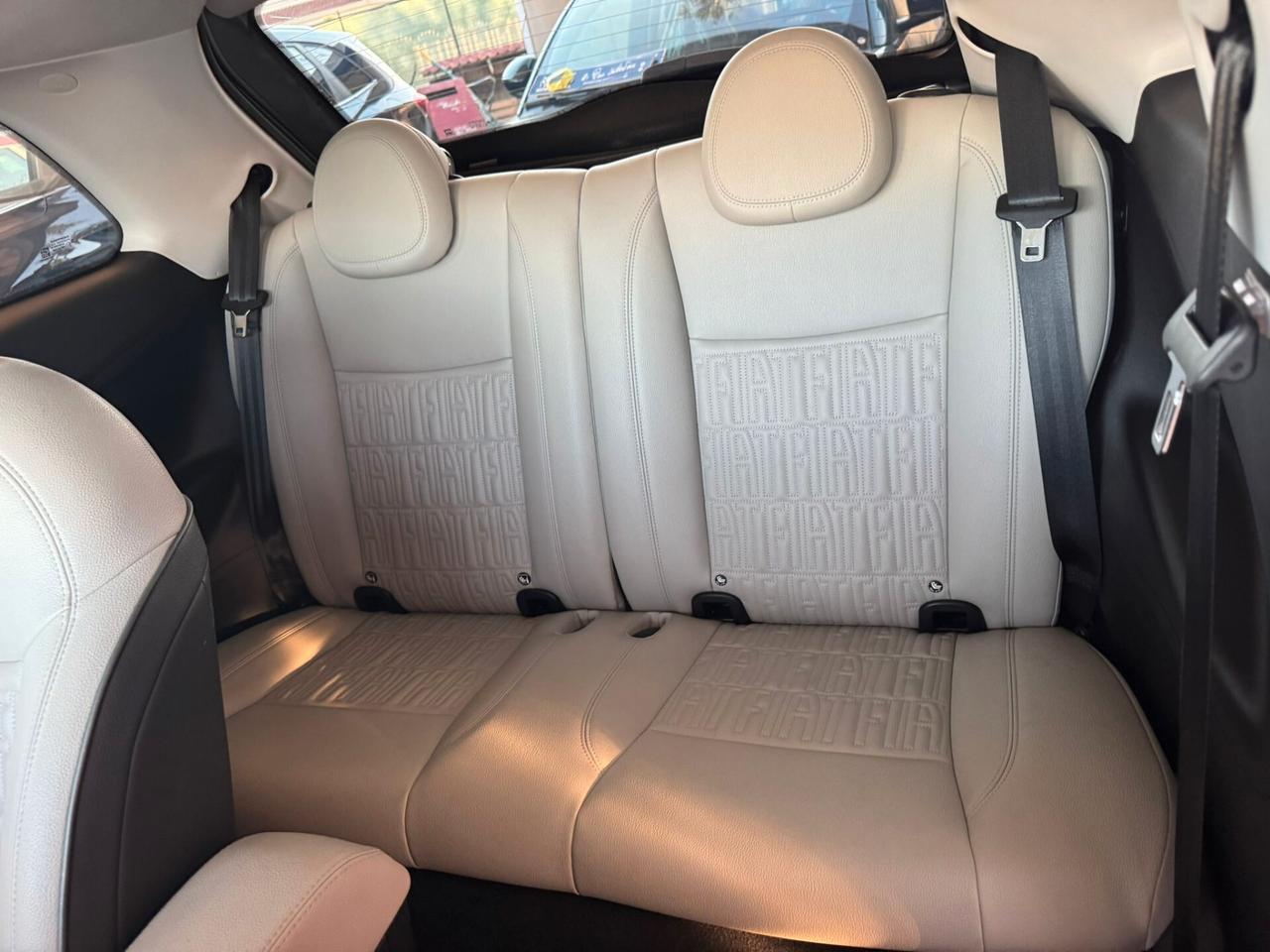 Fiat 500 500e Berlina 42 kWh La Prima
