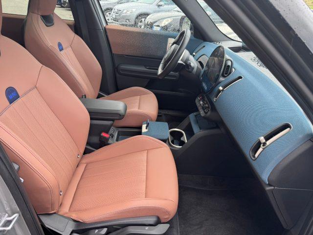 MINI Countryman D Favoured Countryman MY25 M pack TETTO PANORAMICO