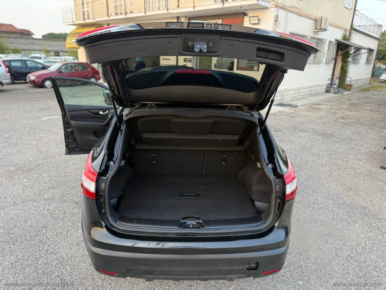 NISSAN Qashqai 1.6 dCi 2WD Tekna