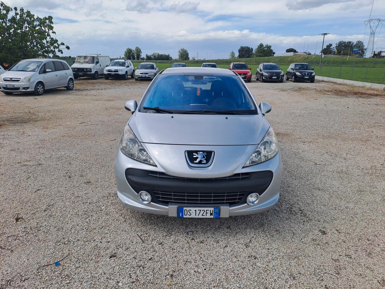 Peugeot 207 1.6 HDi 90CV 5p. XS