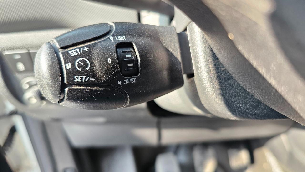 Citroen Berlingo BlueHDi 100 Van 3 posti Club L2
