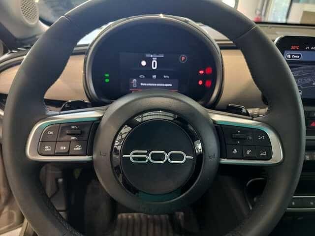Fiat 600 Hybrid Hybrid 145 CV DCT MHEV Pop