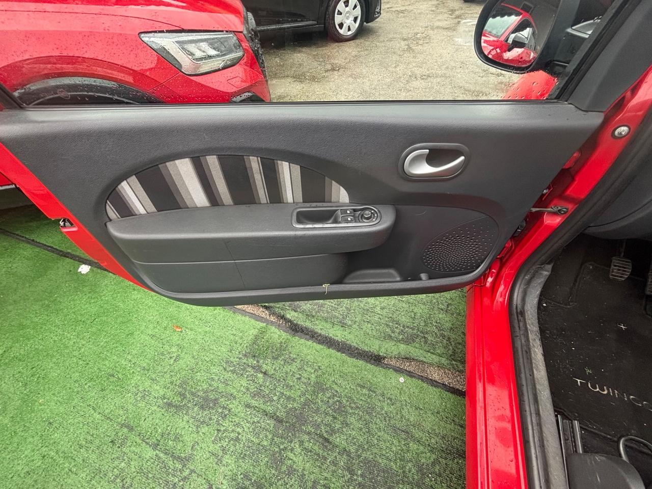 Renault Twingo 1.2 16V Night&Day