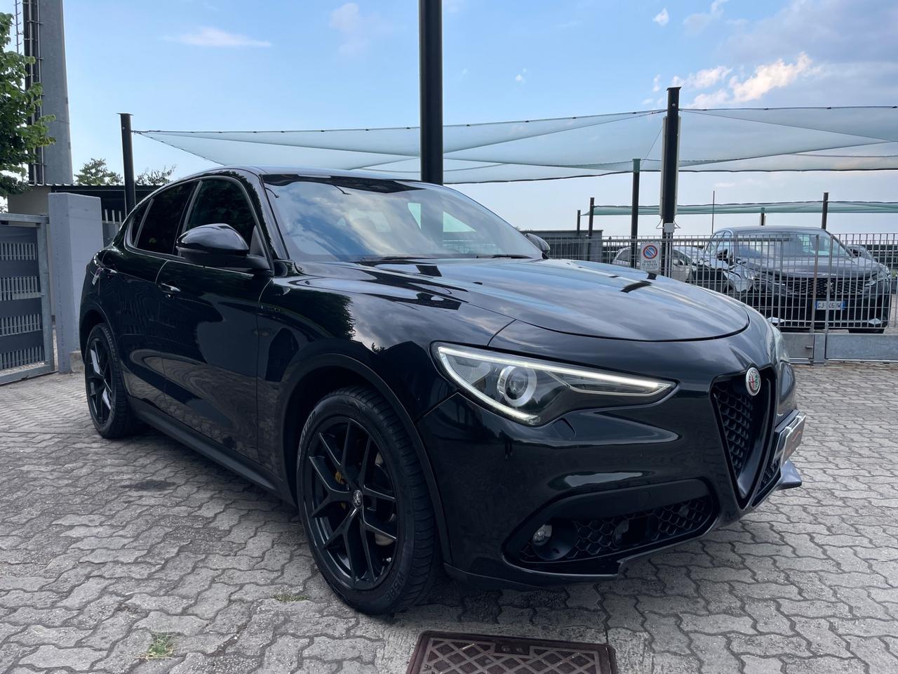 Alfa Romeo Stelvio 2.2 Turbodiesel 160 CV AT8 RWD Veloce