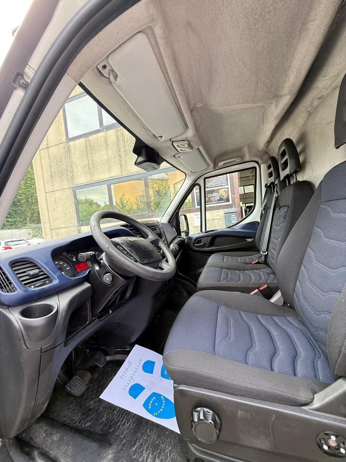 Iveco Daily 33S11V 2.3 HPT PM-SL-TM Furgone