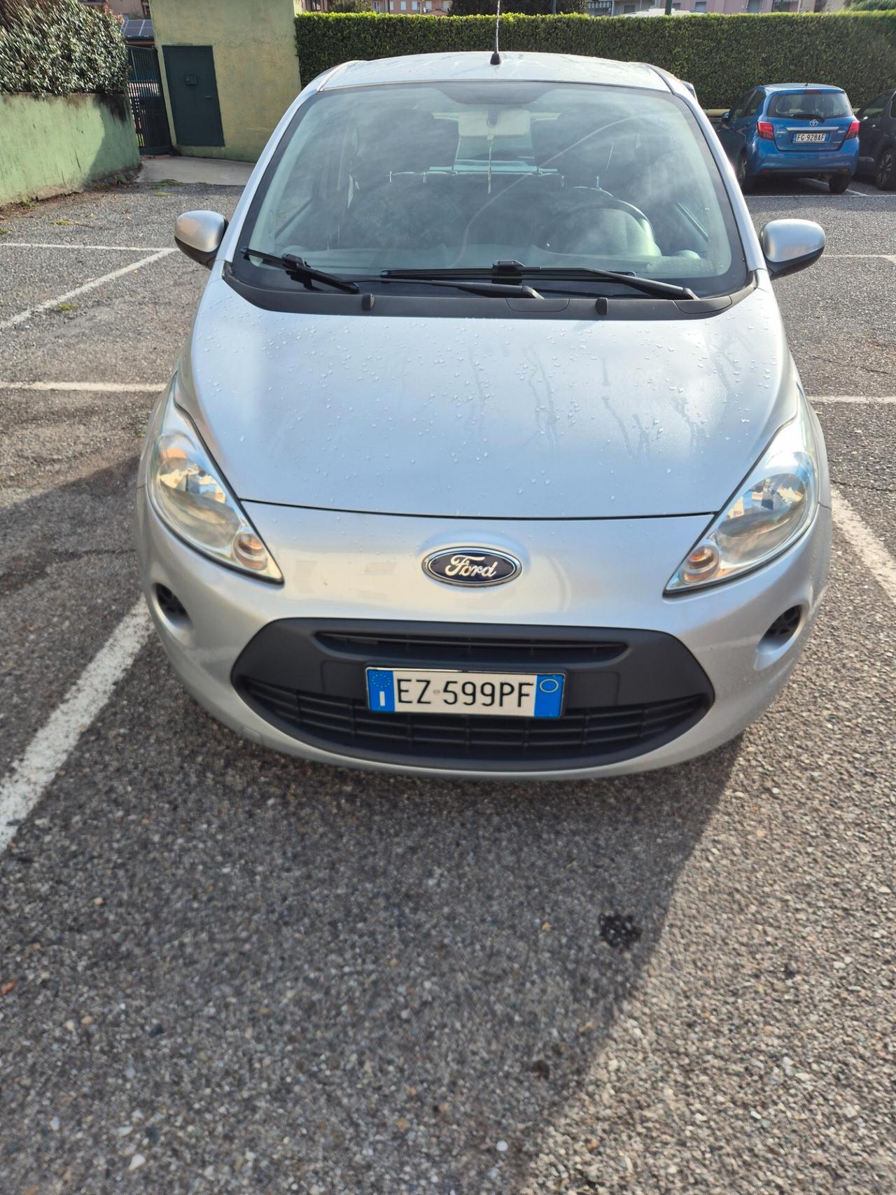 FORD KA E6 BENZINA NEO PATENTATI 57000 CHILOMETRI