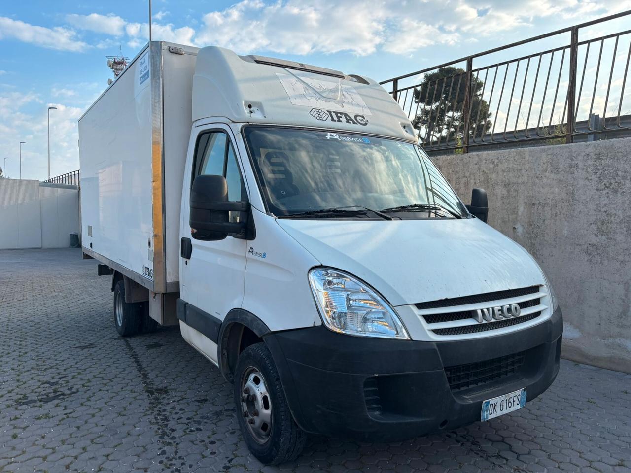 IVECO Daily 35C18 3.0 180CV – FRIGO THERMOKING V300 MAX – ATP 2029 – 8 PEDANE