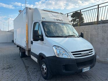 IVECO Daily 35C18 3.0 180CV – FRIGO THERMOKING V300 MAX – ATP 2029 – 8 PEDANE