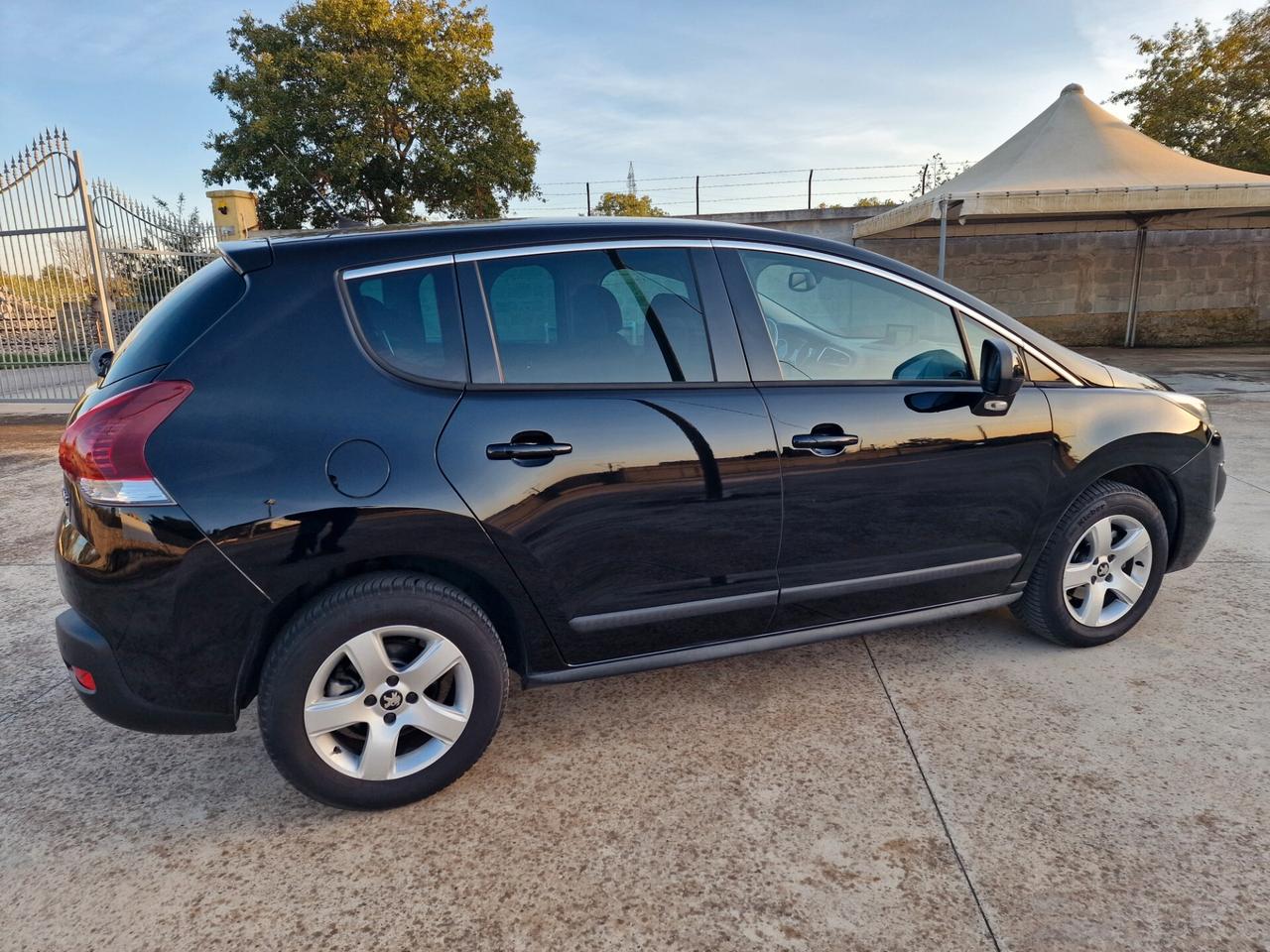 Peugeot 3008 BlueHDi 120 S&S Business