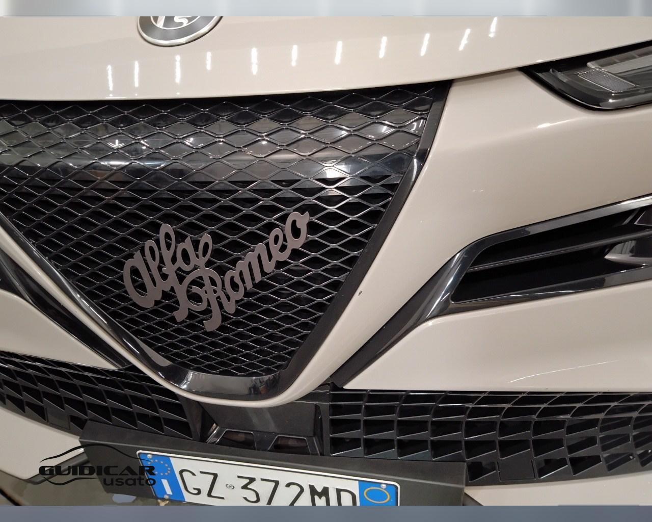 ALFA ROMEO Junior - Junior 1.2 ibrida 145cv edct6