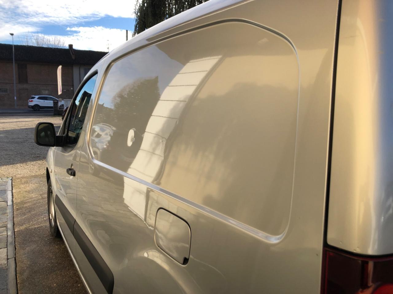 Citroen Berlingo BlueHDi 3 posti GRIP CONTROL