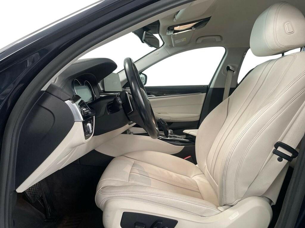 BMW Serie 5 Touring 520 d Luxury Steptronic