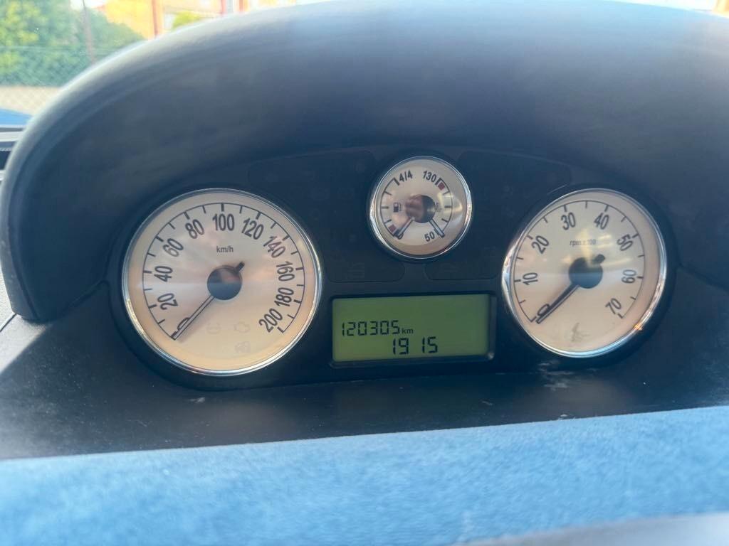 Lancia Ypsilon 1.2 16V Oro 120000km