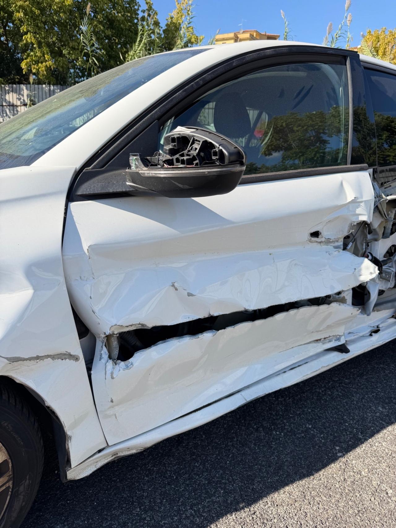 Peugeot 208 PureTech 100 Stop&Start 5 porte Allure
