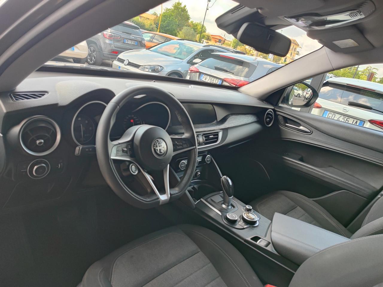 Alfa Romeo Stelvio 2.2 Turbodiesel 160 CV AT8 RWD Sport-Tech