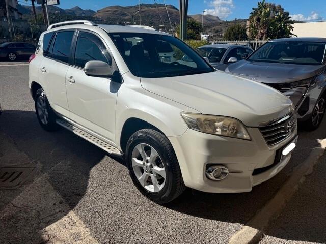 Toyota RAV 4 RAV4 2.2 D-4D 150 CV DPF Exclusive