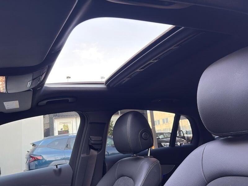 Mercedes-Benz GLC Coupé GLC Coupé 220 d 4MATIC Premium Plus NIGHT-PACK