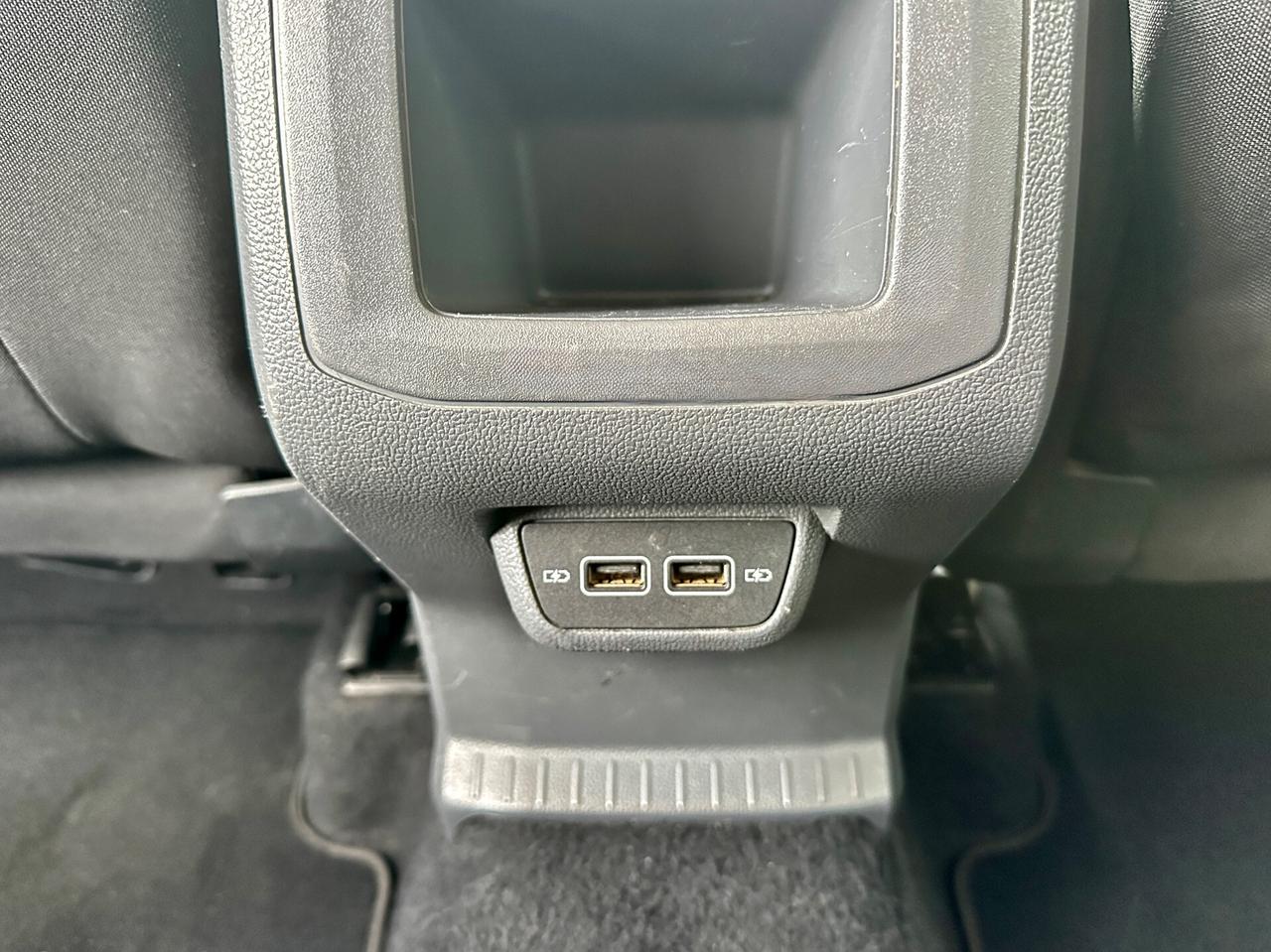 Volkswagen T-Cross 1.6 TDI SCR Style BMT