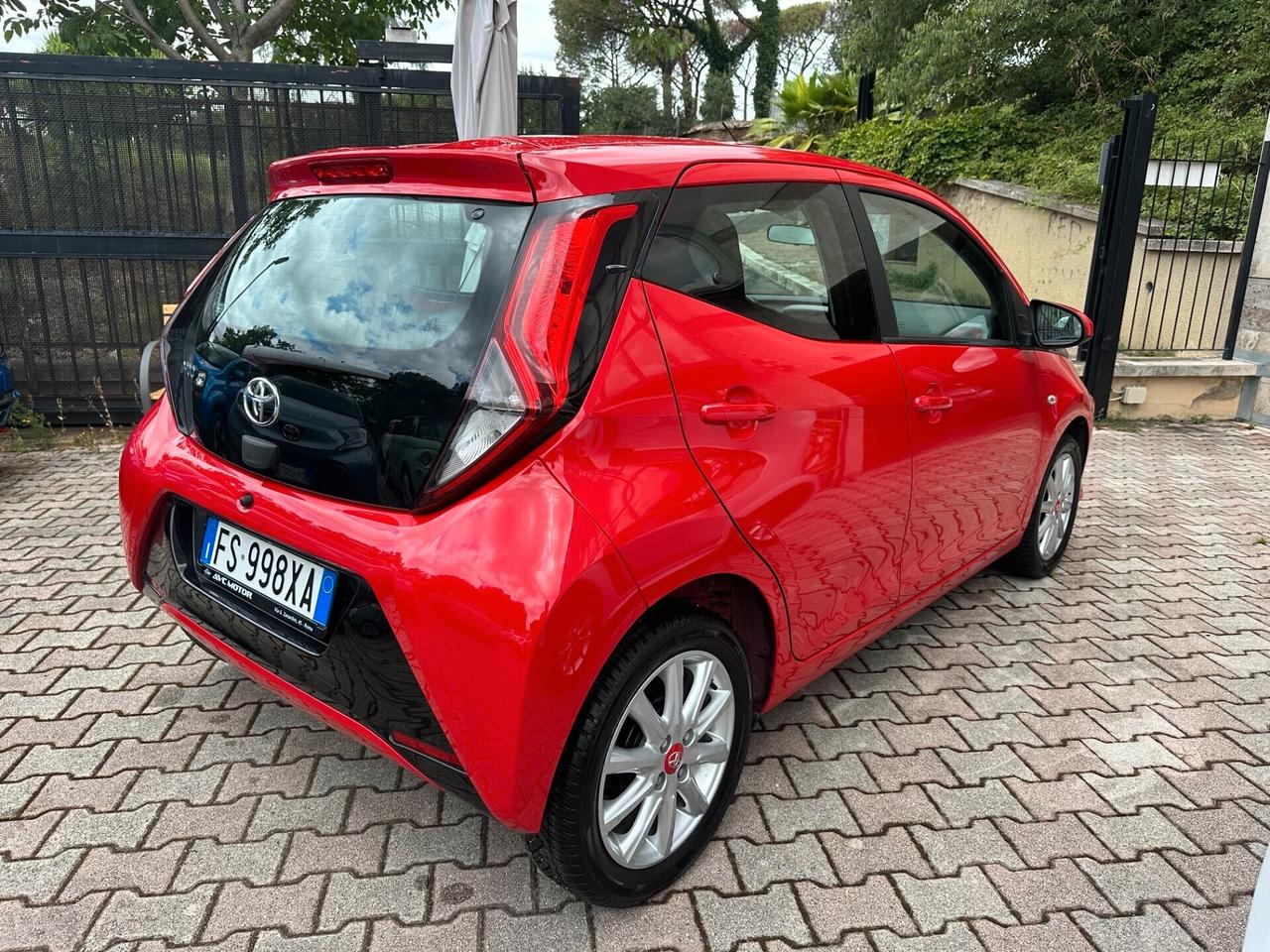 Toyota Aygo AUTOMATICA Connect 1.0 Xfun 05/19 KM.38956