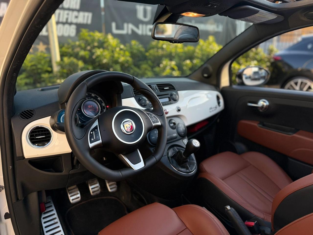 Abarth 500 C 1.4 Turbo T-Jet