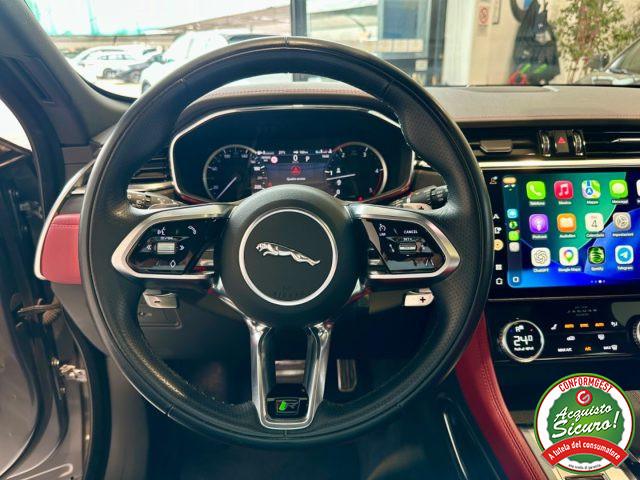 JAGUAR F-Pace 2.0D 204CV AWD aut. R-Dynamic Black *TETTO*