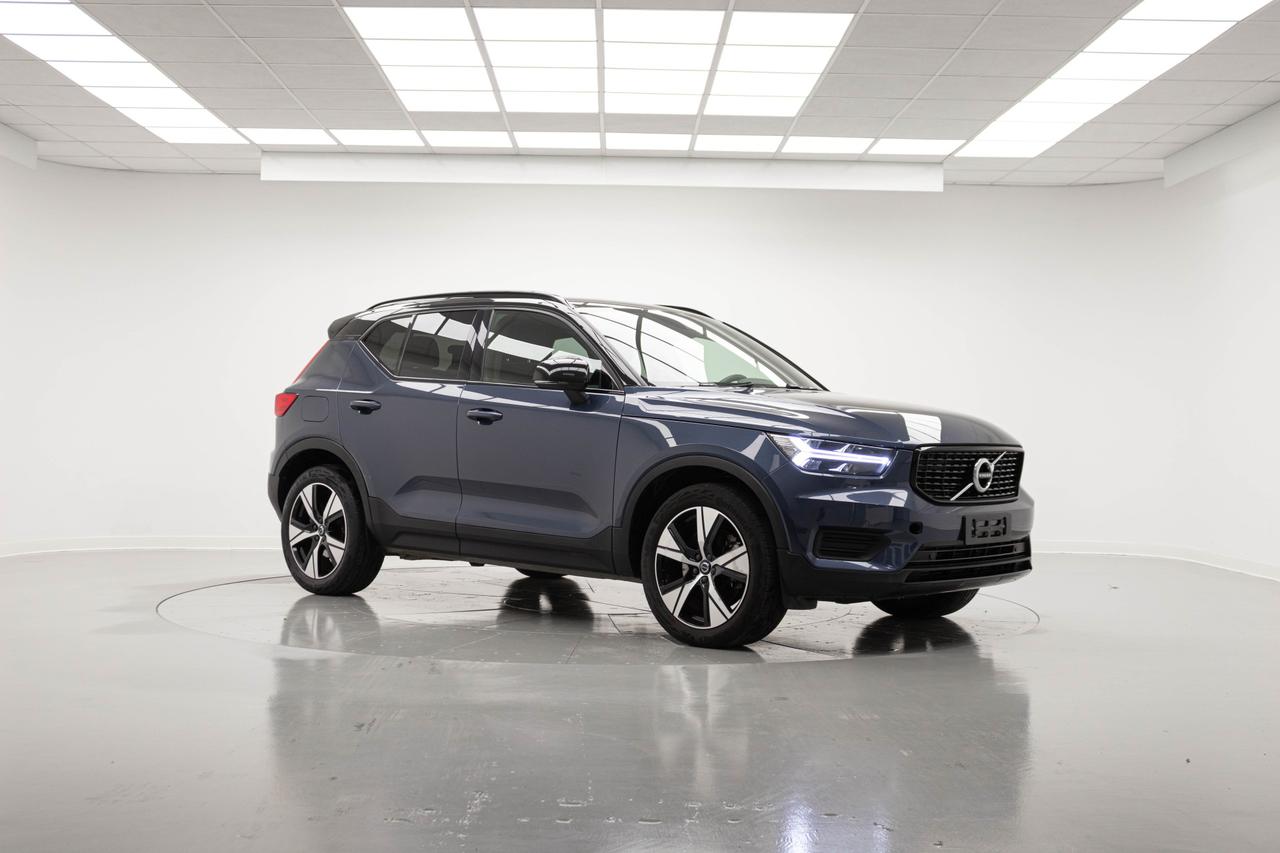 VOLVO XC40 T4 RECHARGE PLUG-IN HYBRID