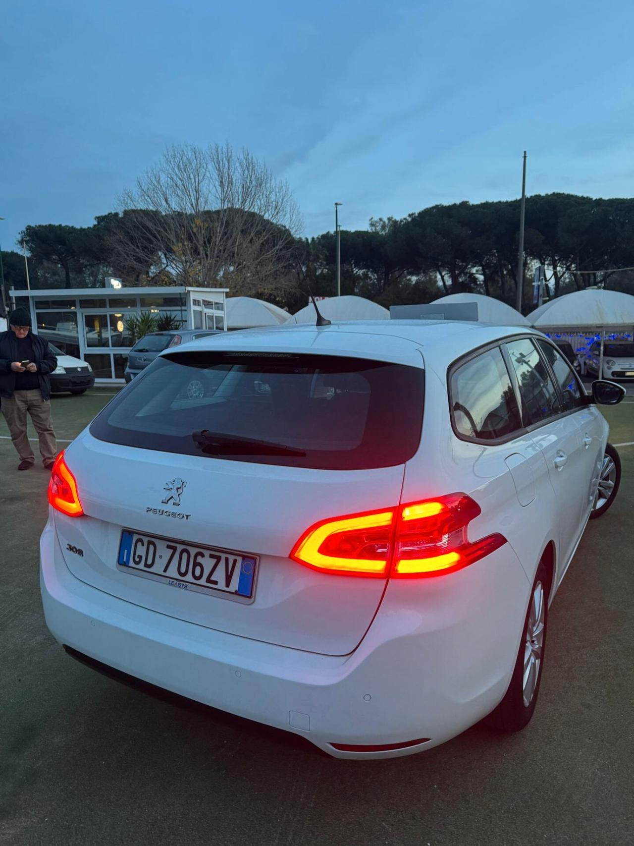 Peugeot 308 BlueHDi 130 S&S EAT8 SW GT