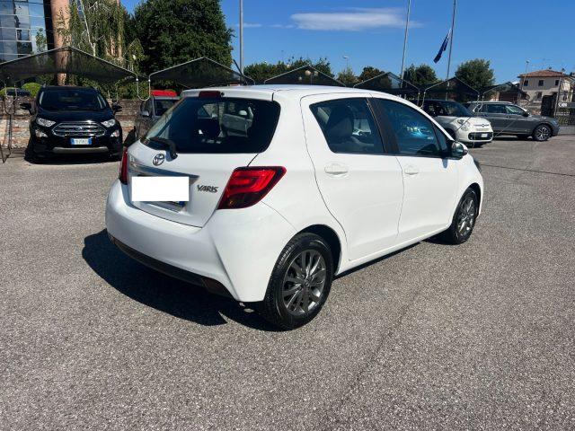 TOYOTA Yaris 1.4 D-4D 5 porte Lounge 1 PROP AUTO X NEOPATENTATI