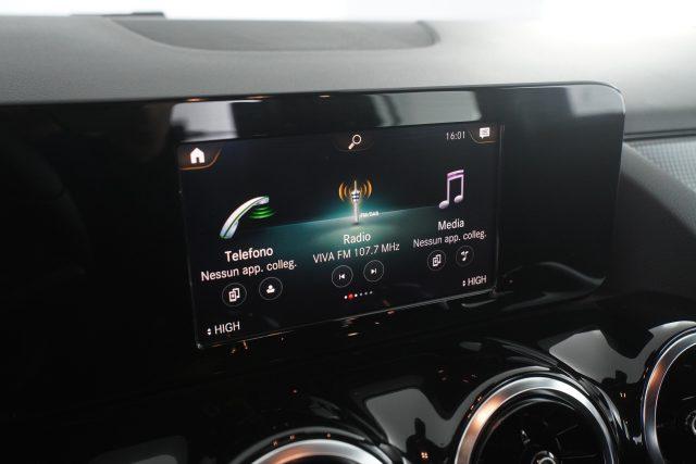 MERCEDES-BENZ CLA sse GLA GLA 180 d Automatic Sport Plus