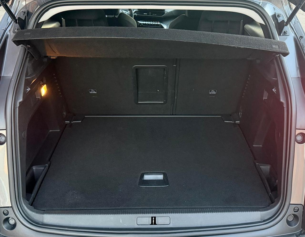 PEUGEOT 3008 1.5 BLUEHDI ALLURE 131CV - FULL LED,