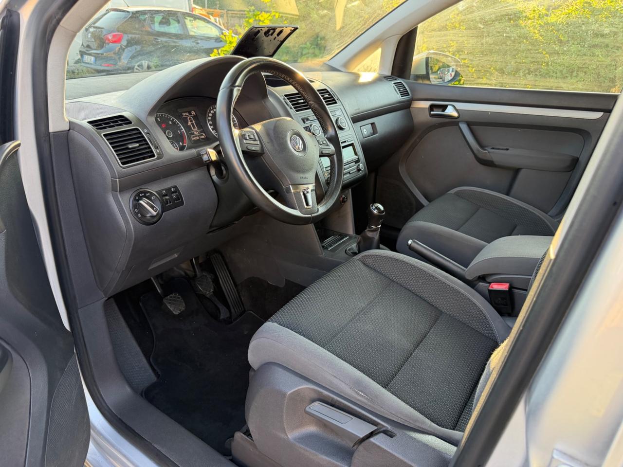 Volkswagen Touran Business 1.6 TDI Comfortline BMT