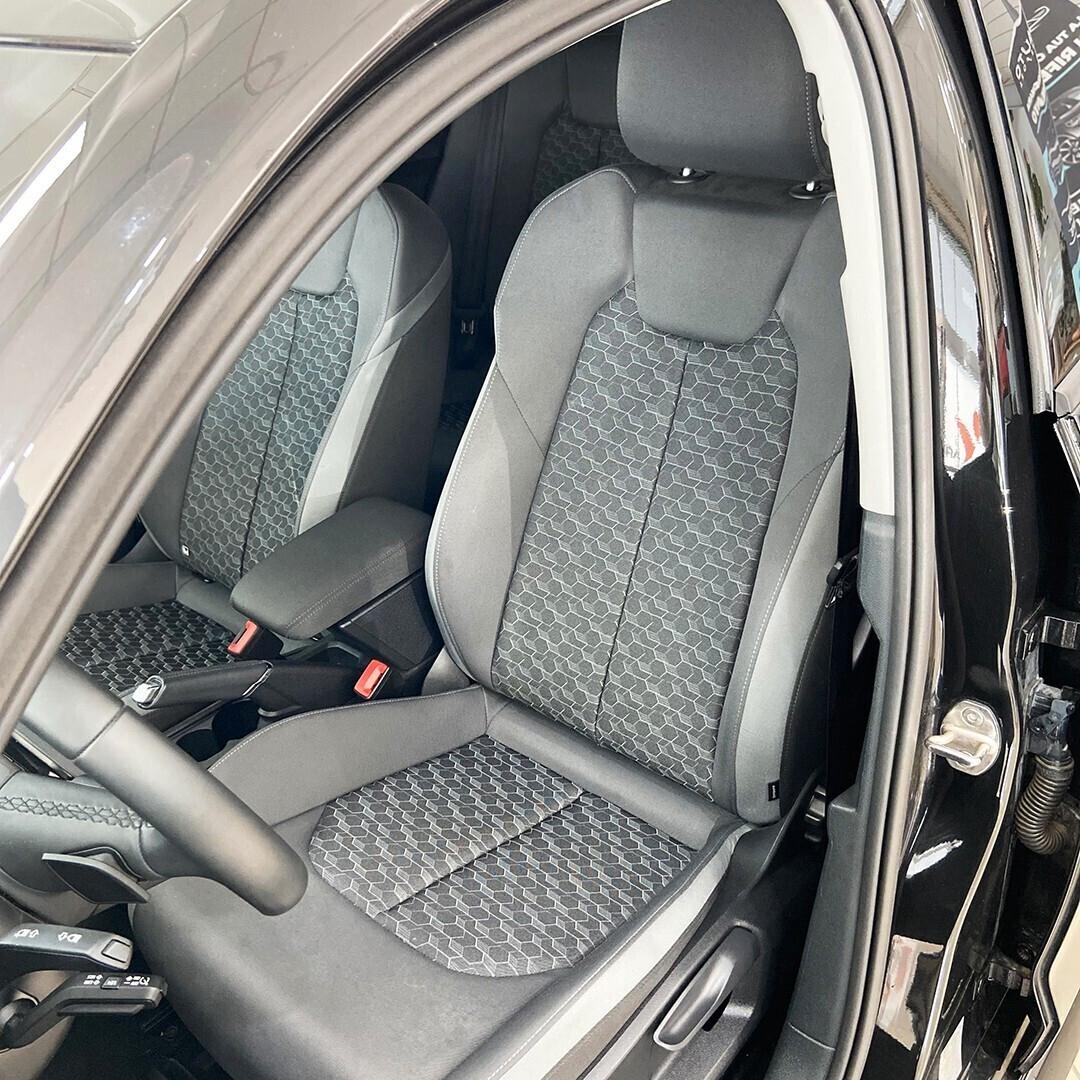 Audi A1 SPB 30 TFSI S tronic Identity Black