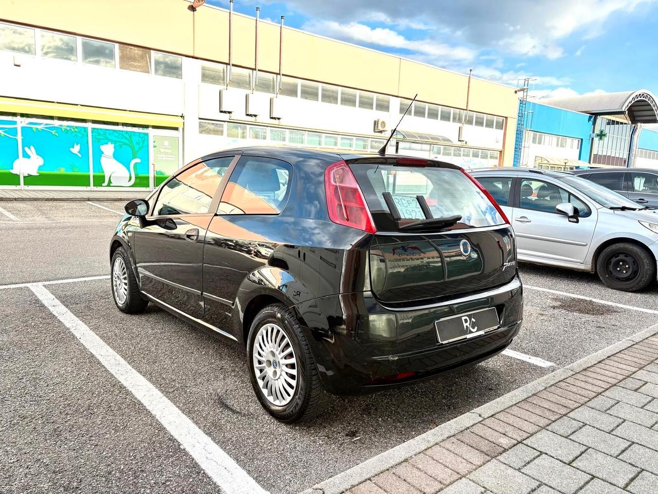 Fiat Grande Punto 1.2 benzina ok neopatentati