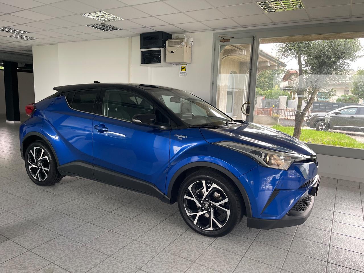 Toyota C-HR 1.8 Hybrid E-CVT Style