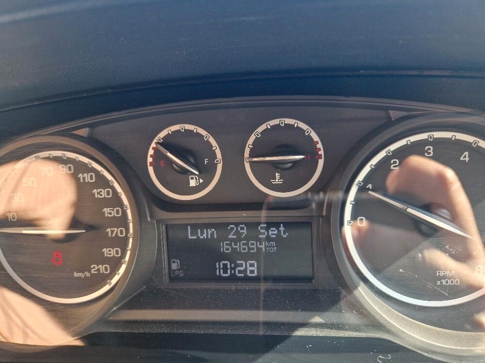 Lancia Ypsilon 1.2 69 CV 5 porte GPL Ecochic Platinum