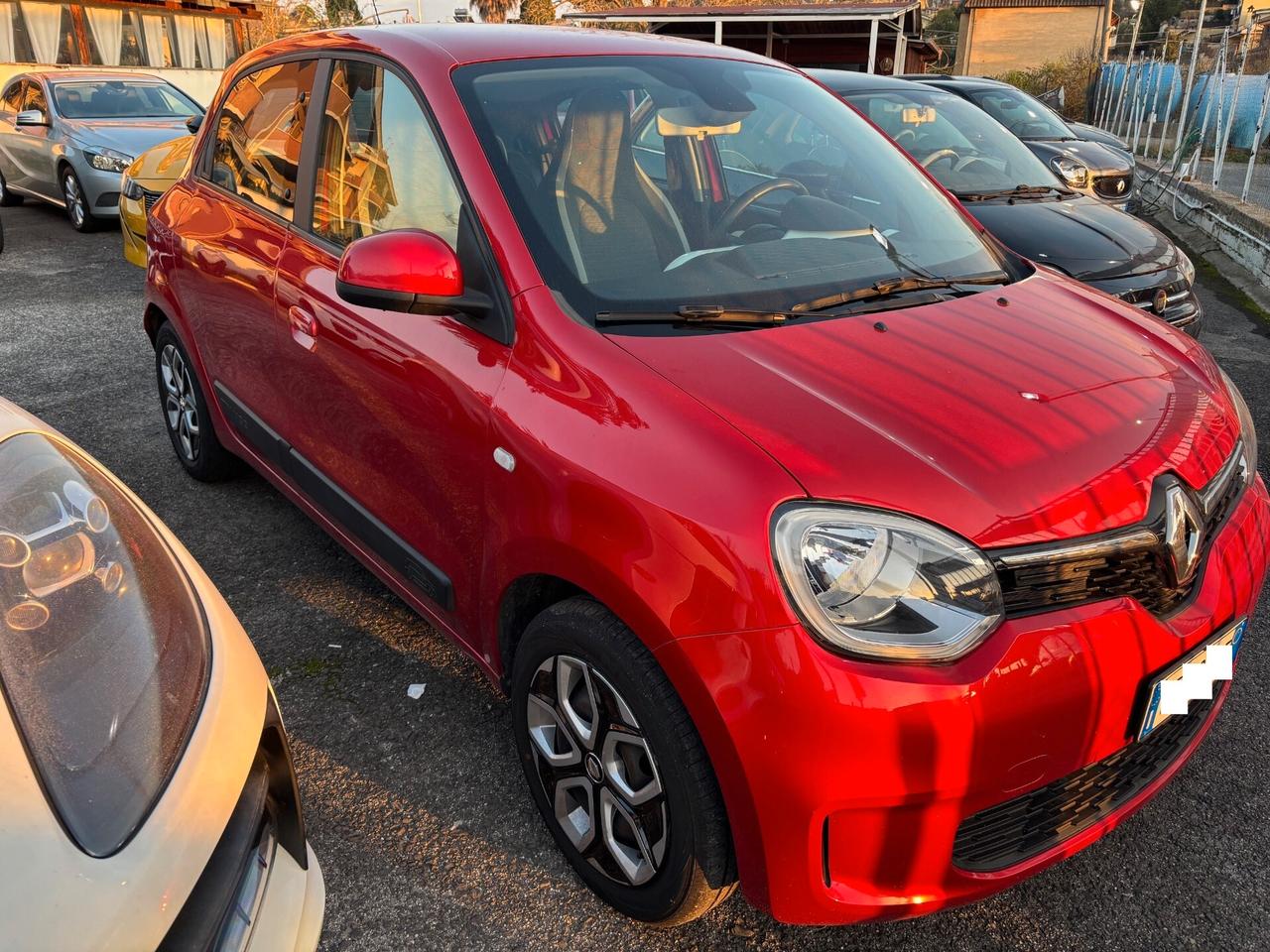Renault Twingo SCe 65 CV Intens STUPENDA, UNICO PROPRIETARIO, NAVIGATORE, SENSORI PARK, KM 60000!!!