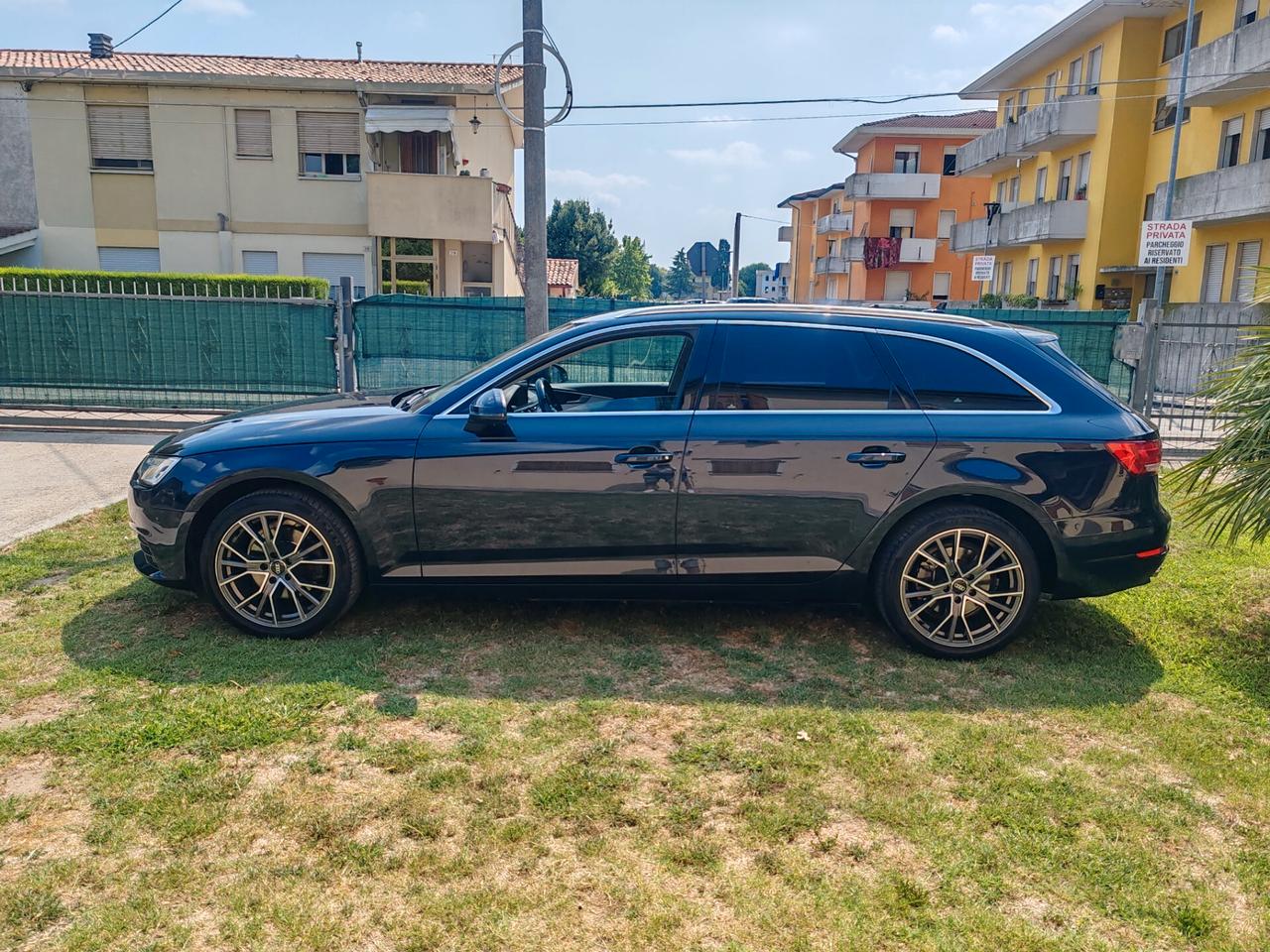Audi A4 2.0 TDI" 150 cv S tronic Sport 2016
